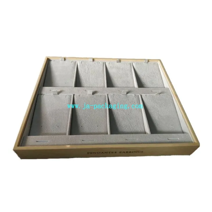 Hambwrdd pren tlws a chlustdlysau